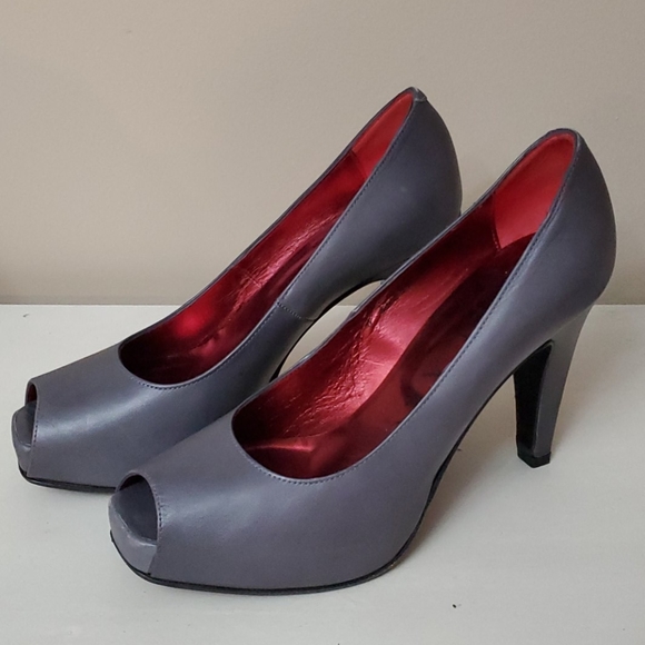 Mascaro Shoes - OUTSTANDING STYLE Mascaro dark gray 4" heels sZ 10/40